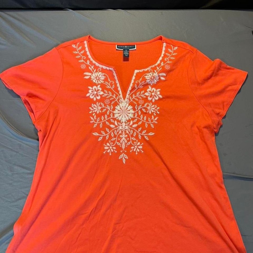 Karen‎ Scott Woman Orange Embroidered Sequin V-Neck Short Sleeve Top Size 2X